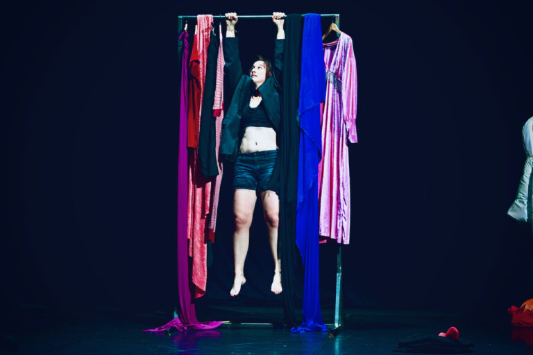 Cie Pieds Perchés / Carcasse